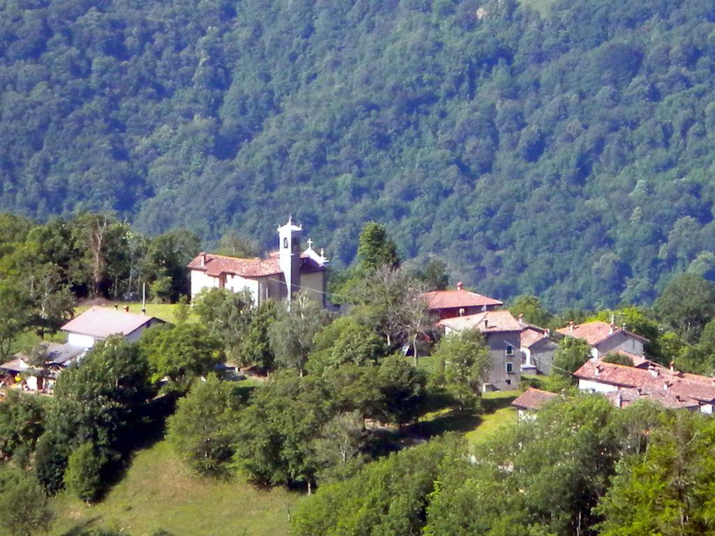 Bed&Breakfast Castello Regina Brembilla Exterior foto